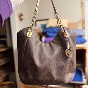 Michael Kors Lilly Large Tote Shoulder Bag